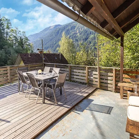 Feld Am Near Slopes *