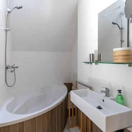 Feld Am Near Slopes 公寓 *