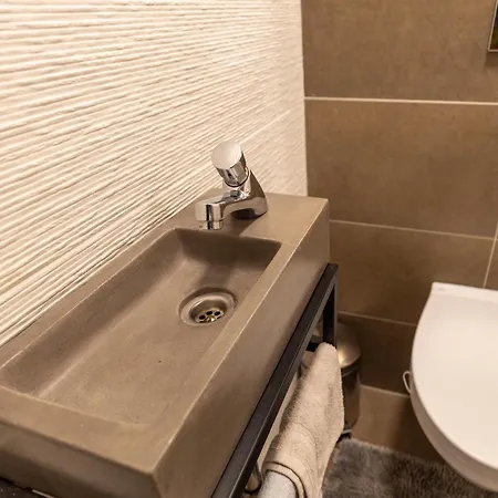 Feld Am Near Slopes *