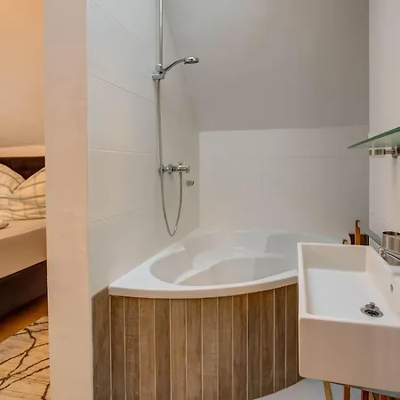 Feld Am Near Slopes 公寓