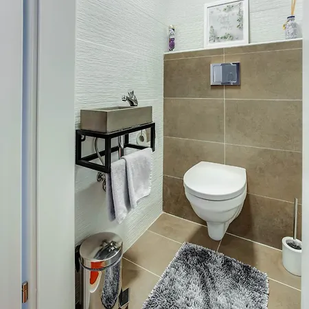 Feld Am Near Slopes 公寓 *