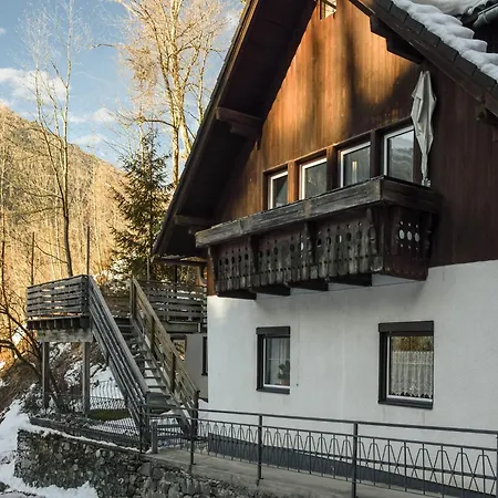 Feld Am Near Slopes *