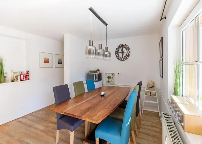 Feld Am Near Slopes * 湖畔的费尔德