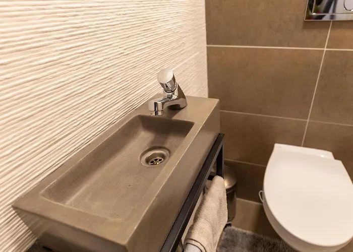 Feld Am Near Slopes *